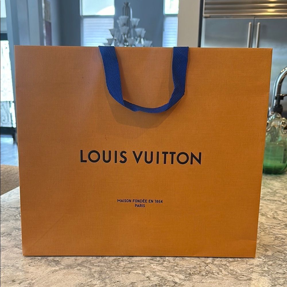 🧡 Louis Vuitton Large Orange Shopping Bag – 15.75” x 13.5” x 6.5”